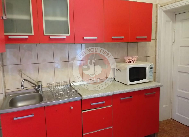 Parcul Carol l Apartament 3 camere in vila l Semidecomandat l 80mp l B10596