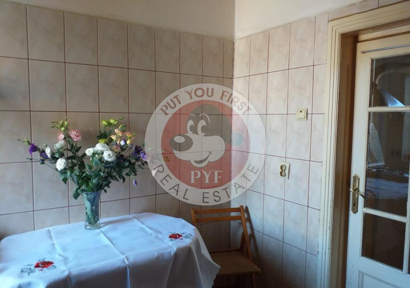 Parcul Carol l Apartament 3 camere in vila l Semidecomandat l 80mp l B10596